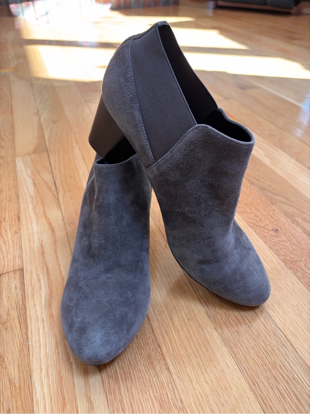 Van Eli Women's Gray Suede Block-Heel Ankle Boots
